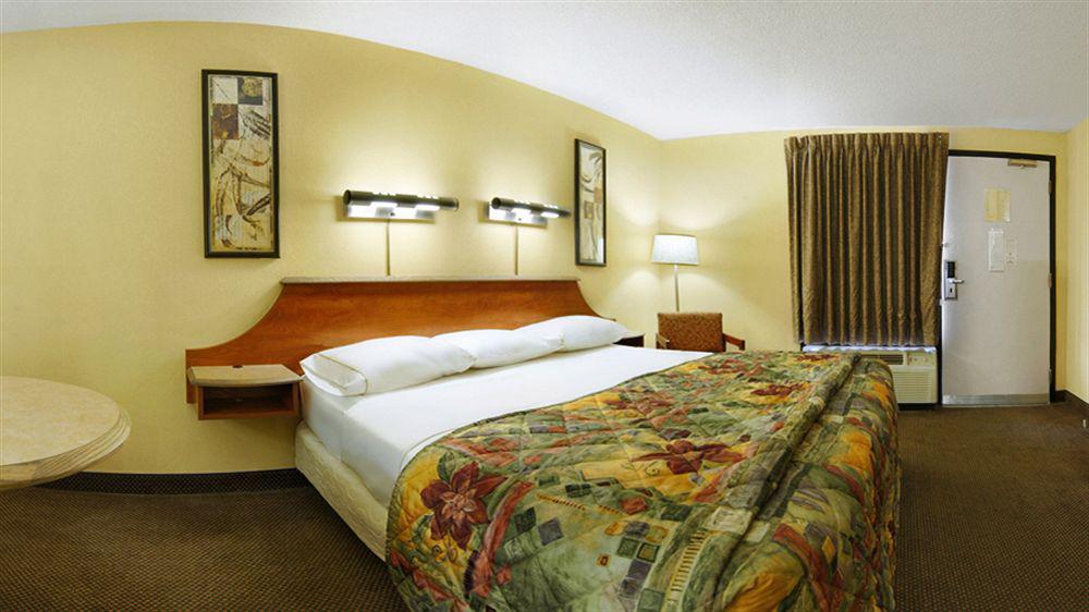 Red Roof Inn Virginia Beach-Norfolk Airport Exterior foto
