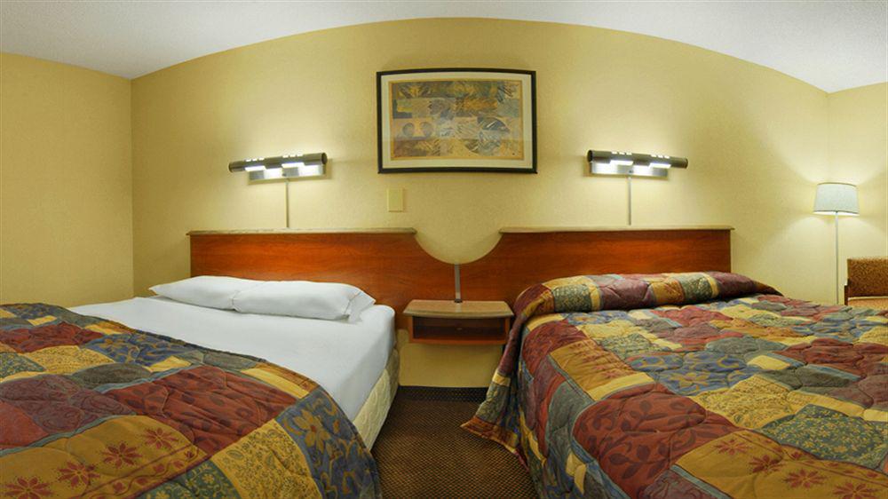 Red Roof Inn Virginia Beach-Norfolk Airport Exterior foto